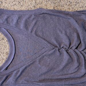 Chaser Sleeveless Purple Top Sz M Cute Back